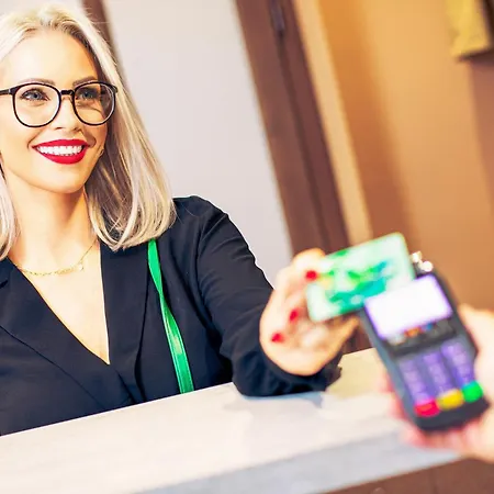 Forum 3* Σζομπαθέλι